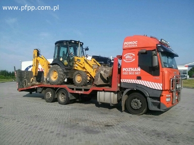 Transport traktorów opryskiwaczy przyczep Poznań